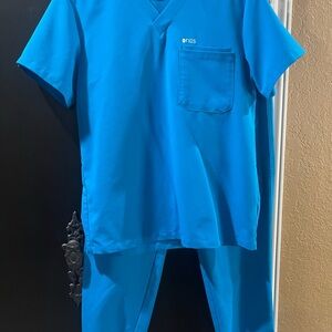 Figs MENS electric  Blue Scrub Set, EUC